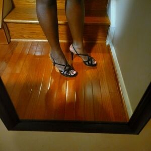 Elegant Black Strappy Sandals, Stuart Weitzman 7 M. Excellent condition.